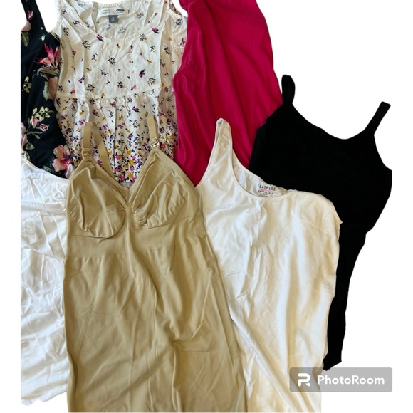 Huge lot of 8 maternity tanks & camis MED - Picture 3 of 6